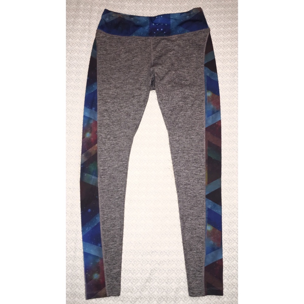 LULAROE rare Jordan workout leggings galaxy size m